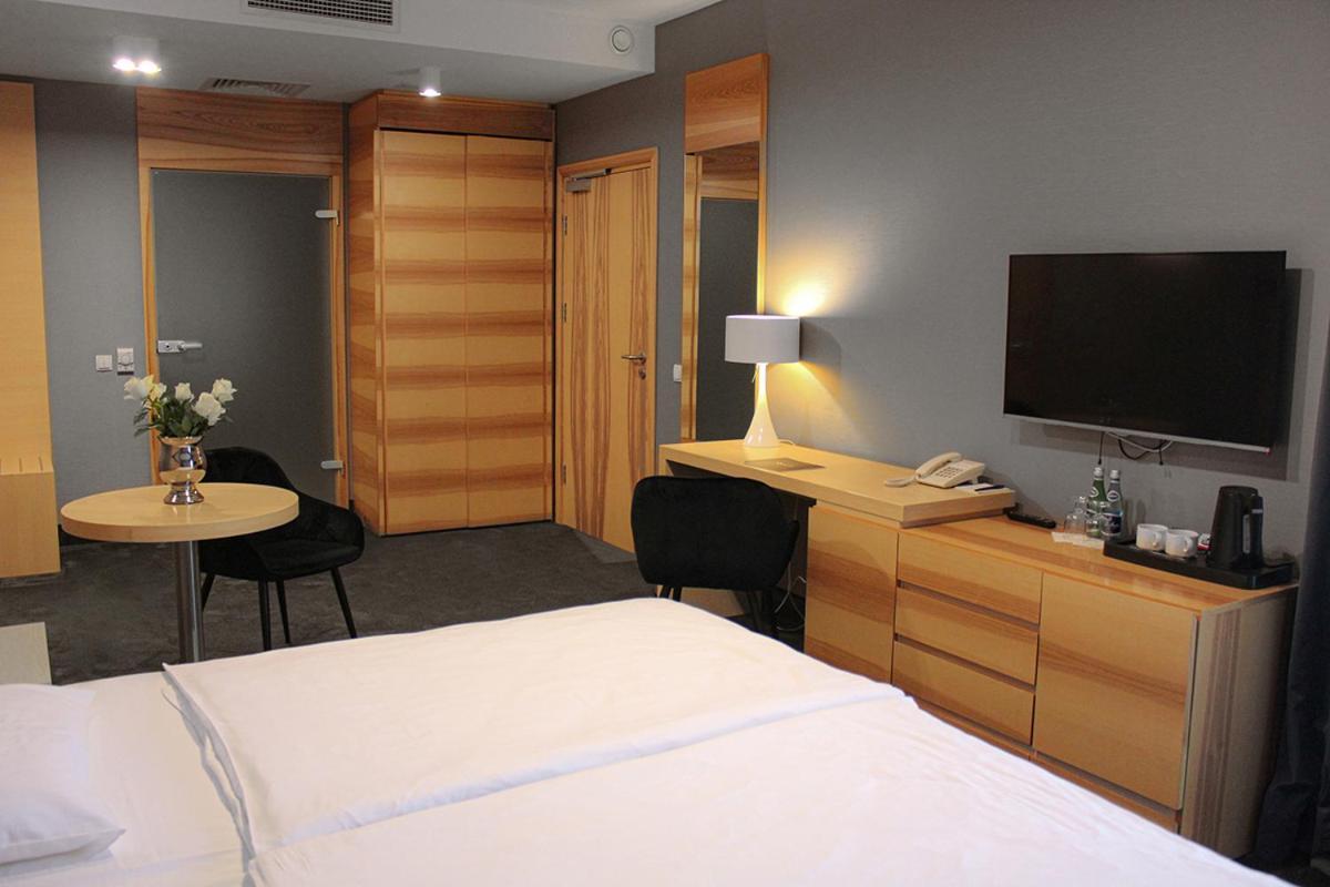 Willa Port Ostróda Kültér fotó A room at the hotel