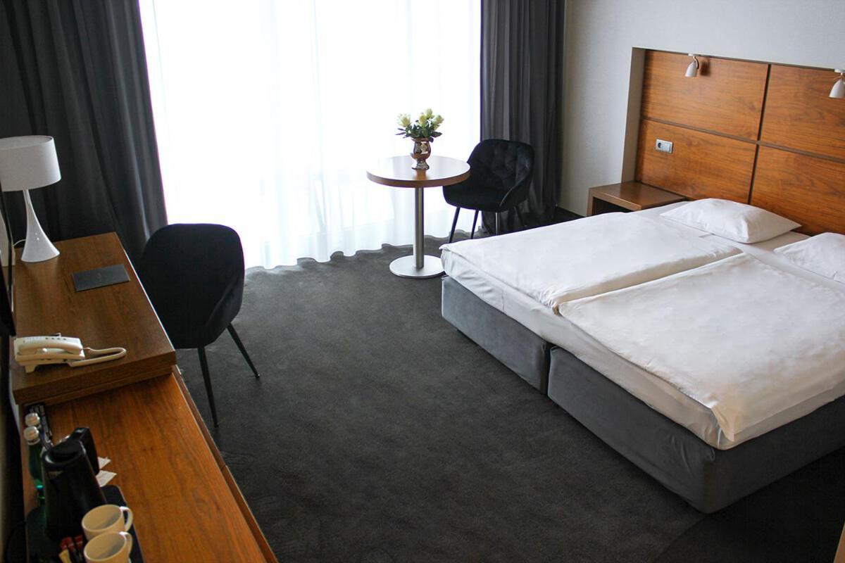 Willa Port Ostróda Kültér fotó A room at the hotel