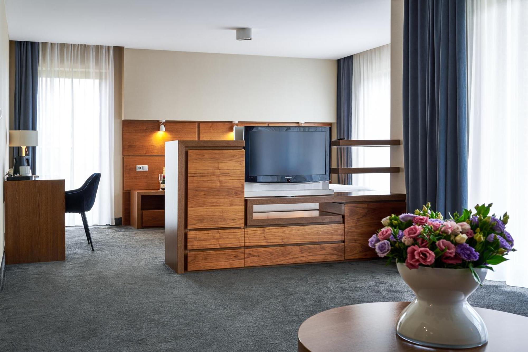 Willa Port Ostróda Kültér fotó A room at the hotel